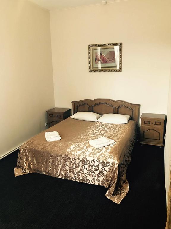 Central Hotel Soroki Zewnętrze zdjęcie